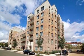 Flat 32, Rowan House, Bloomsbury Avenue, Southgate N14 4FR