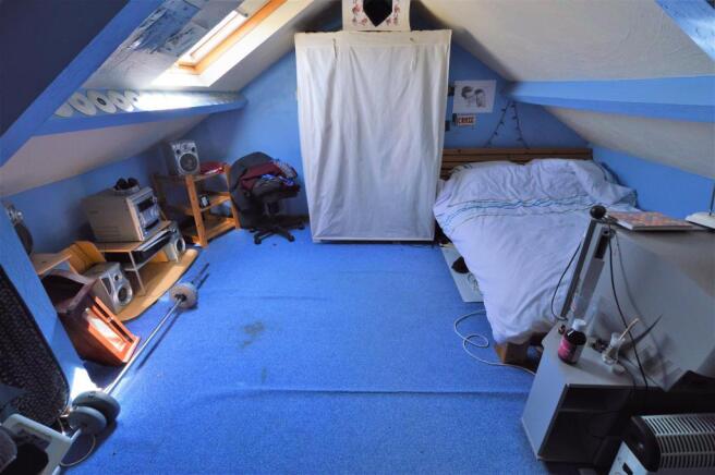 LOFT ROOM