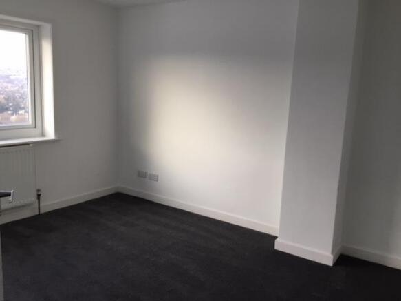 3 bed Terraced to rent Image 10
