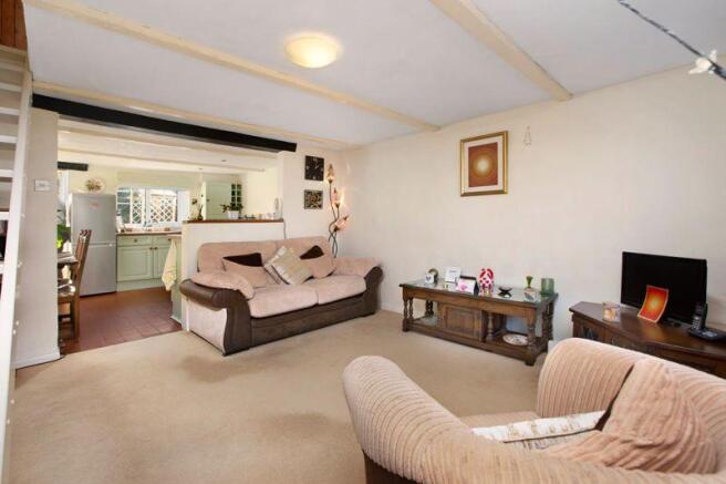 lounge/kitchen