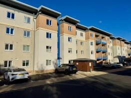 6, Knightsbridge Court, Gosforth, Newcastle Upon Tyne NE3 2JW