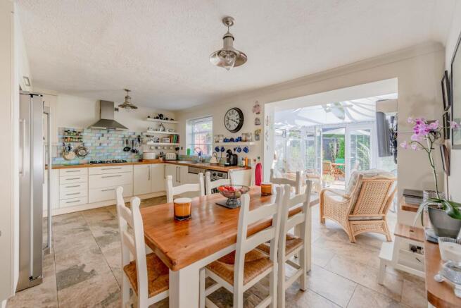 Kitchen/breakfast ro