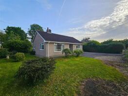 Ashleigh, The Causeway, Mark, Highbridge TA9 4PZ