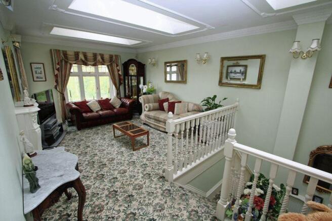 First floor Lounge