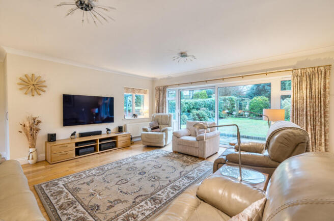 1409779-33-6984be...