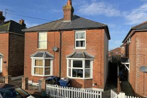 137, George Road, Farncombe, Godalming GU7 3LX