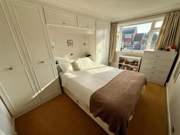FC33 Bed1.jpg