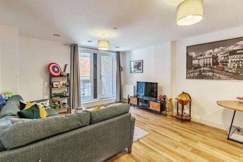 Marketfield Way, Redhill, Surrey, RH1