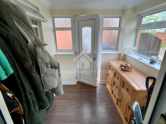 3 bed Semi-Detached for sale Image 7