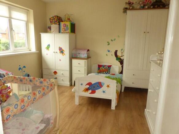 BEDROOM 2