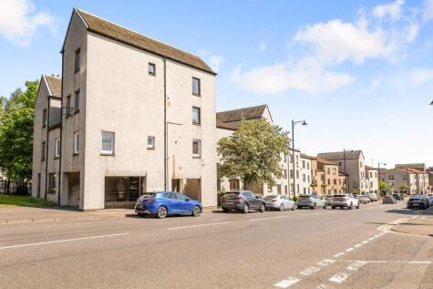 High Street, Linlithgow, EH49