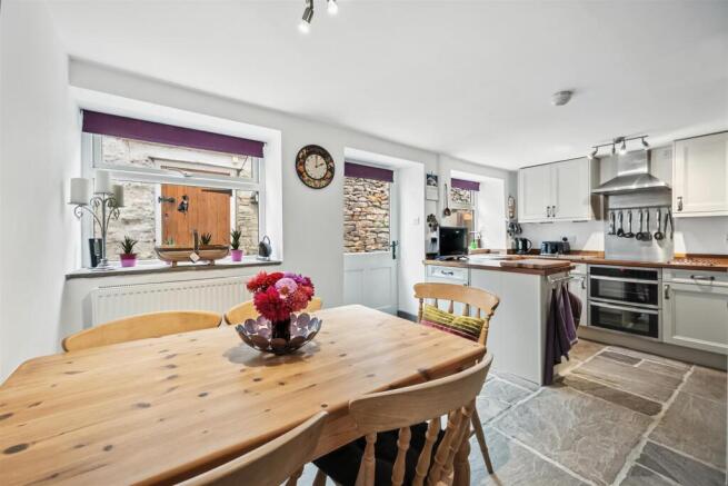 Saxton Mee Cuckoo Cottage 0033.jpg