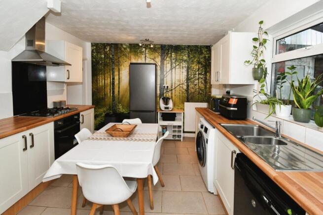 Kitchen/Breakfast