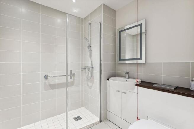 Landmark Place, Denham, Uxbridge photo 4