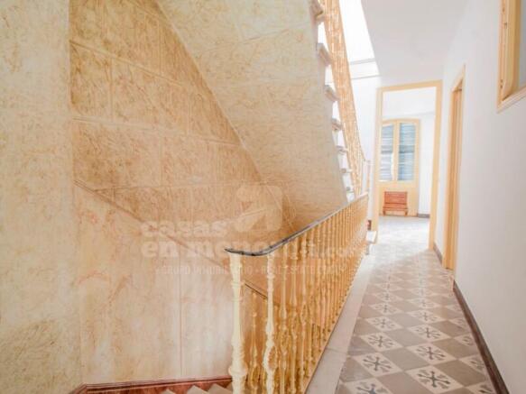 House with garden in Es Castell