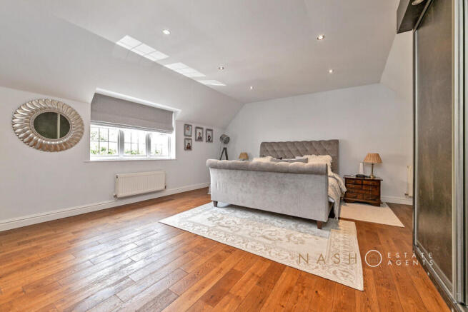 Photo 33