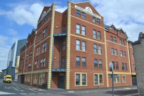 32, 2 Harding House, Harding Street, Swindon SN1 5AF