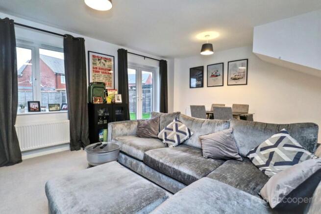 Springbrook Road, Nuneaton, Warwickshire, CV11 6PA photo 4