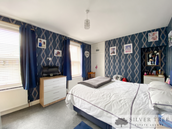 2 bed Terraced for sale Image 7