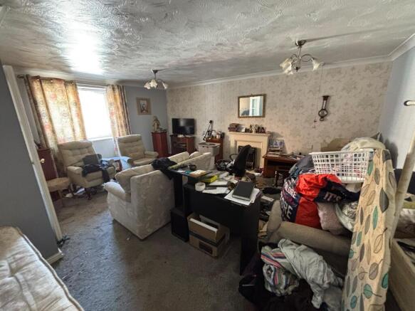 Flat 20, Montague Court, Hamlet Court Road, Westcliff-On-Sea, Essex SS0 7EX photo 4