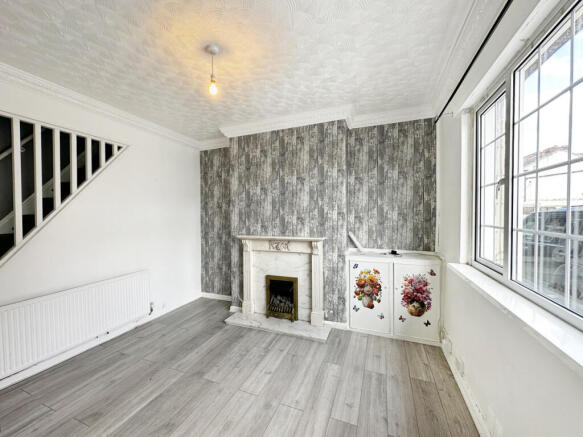 3 bed Terraced for sale Image 6