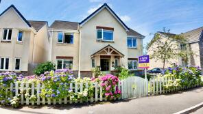 4, Millers Wood, Penmaen, Blackwood NP12 0FE