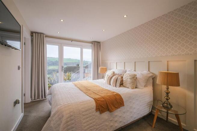 2 bed Bungalow for sale Image 9