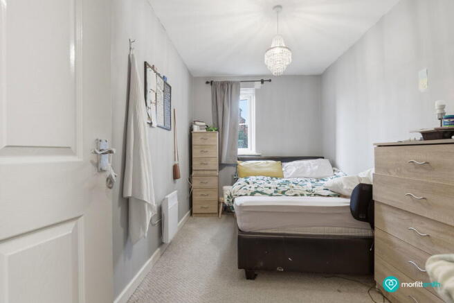 2 bed Flat for sale Image 7