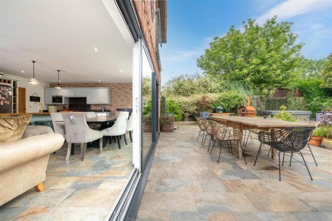 28 High Street (32).jpg