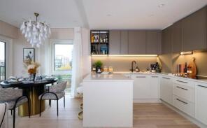 Flat 11, Doulton House, Park Street, London SW6 2FS