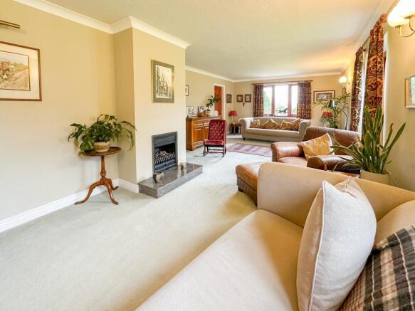 3 bed Detached for sale Image 10