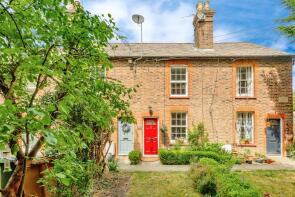 164, Orchard Cottages, Quality Street, Redhill RH1 3BD