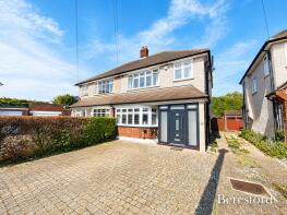 19, Dart Close, Upminster RM14 1PR