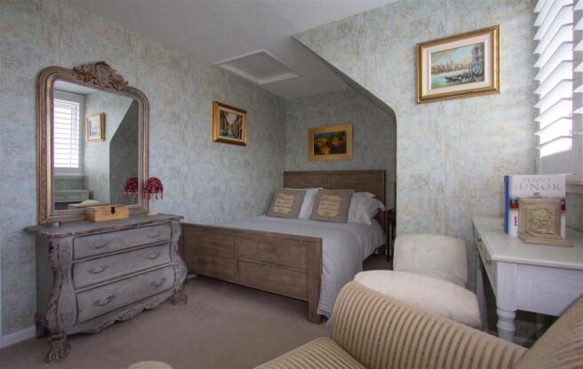 Bedroom: