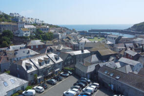 3, Kiers Court, River Street, St. Austell PL26 6UE