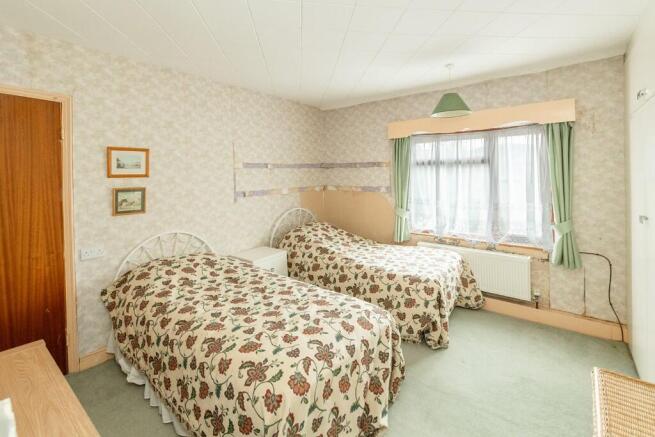3 bed Semi-Detached for sale Image 10