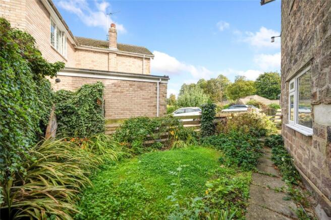 3 bed Apartment for sale Image 5