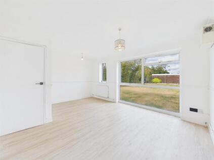 Glebe Avenue, Ruislip
