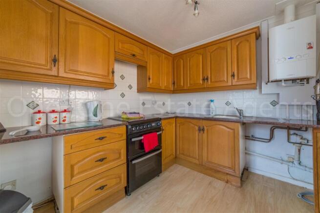 48 Pentre Close-11.jpg