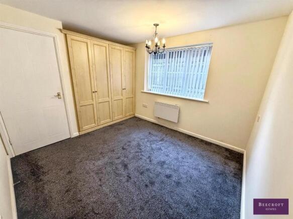 2 bed Apartment for sale Image 4