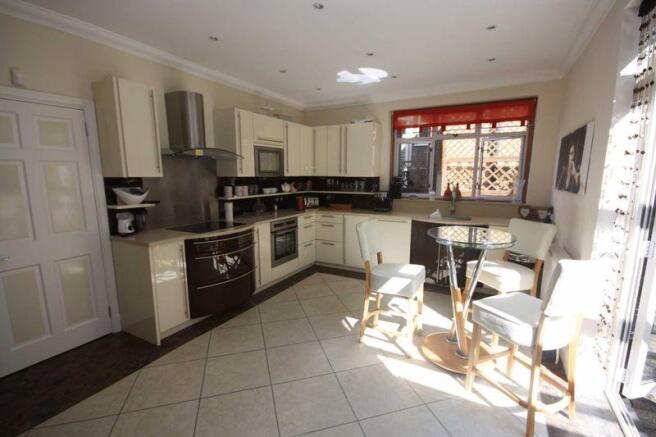 Kitchen 2