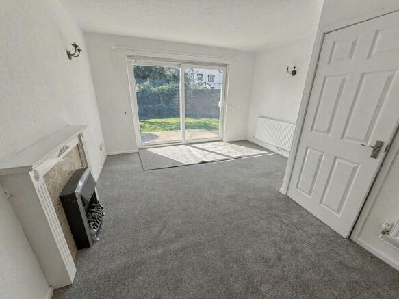 19 Knowsley Drive, Bicton Heath, Shrewsbury, Shropshire, SY3 5DH photo 5