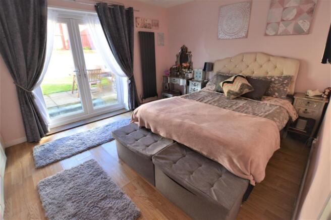 BEDROOM 1