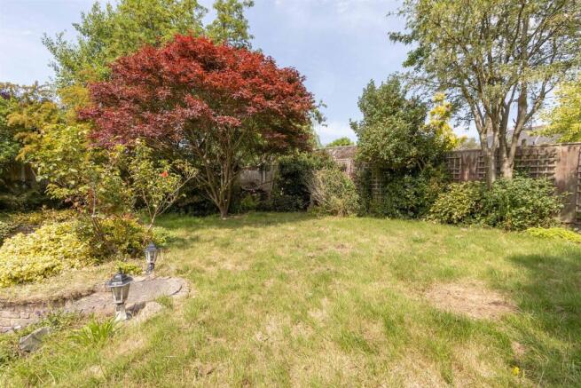 Oatlands, Church Drive