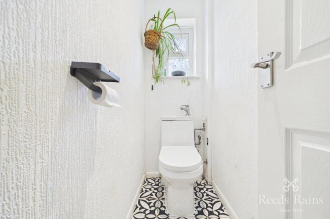 3 bed Bungalow for sale Image 11