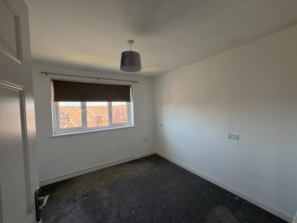 2 bed Apartment to rent Image 6