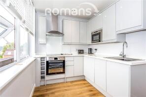 18, 38 44 Trident House, Victoria Road, Farnborough GU14 7FU