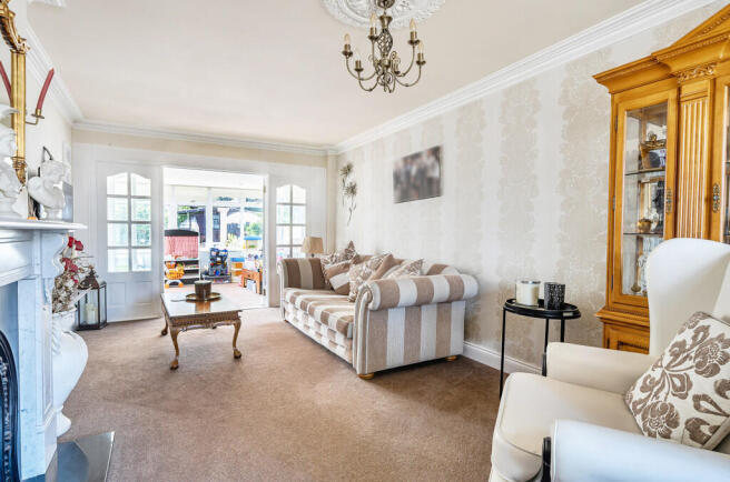 1325600-15-687a80...