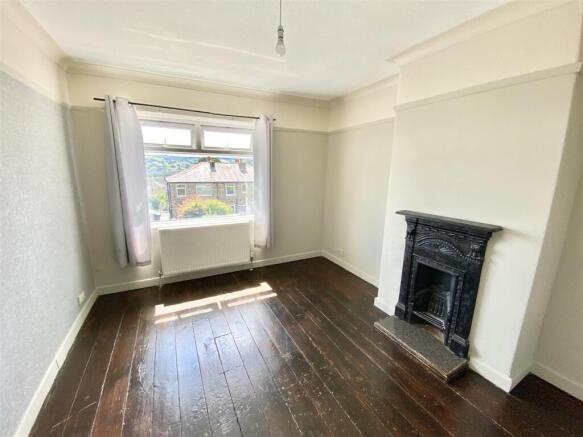 3 bed Town House to rent Image 9