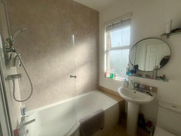 7 bed Terraced to rent Image 8